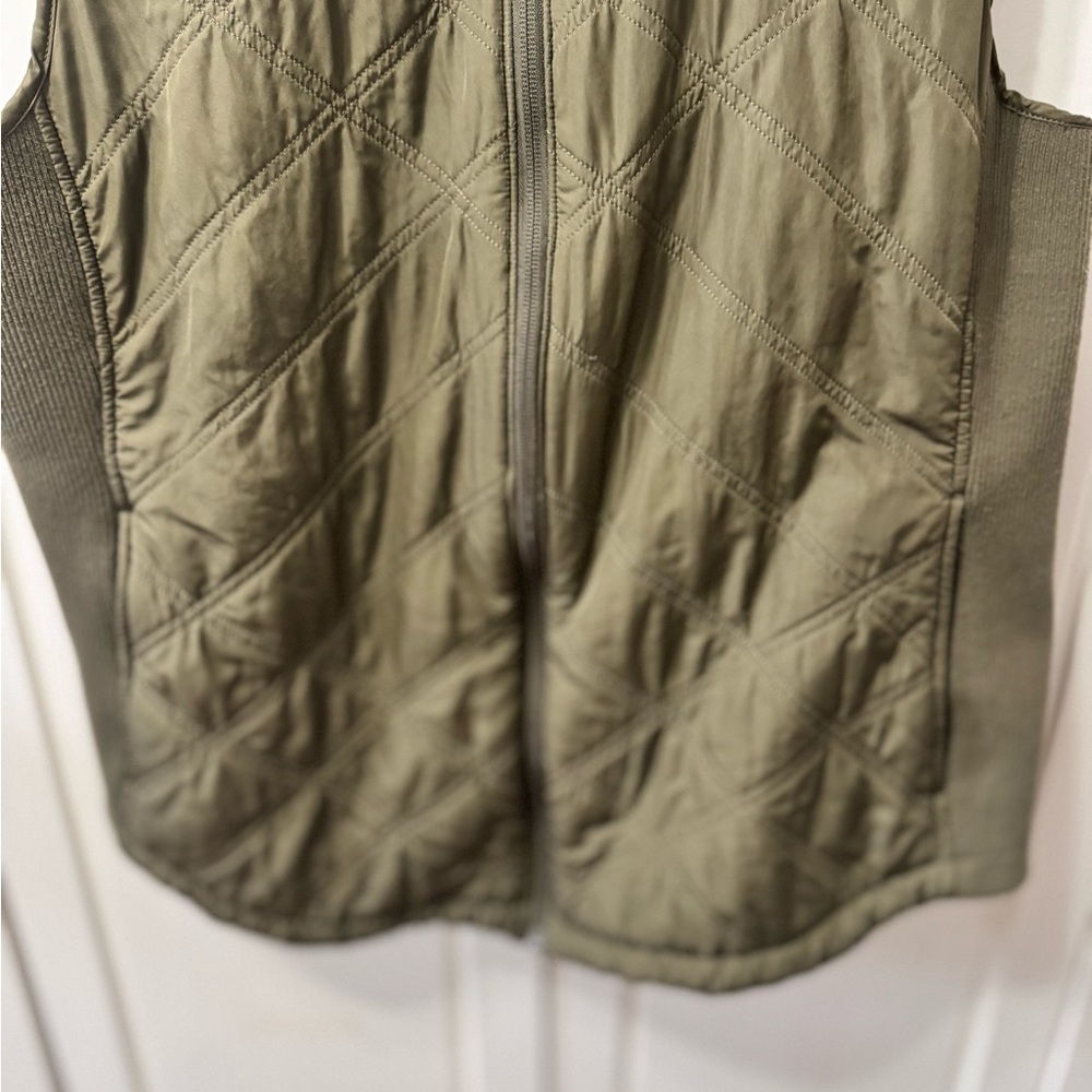 prAna Women's Esla Quilted Fleece Lined Vest in slate green XL - Picture 4 of 6